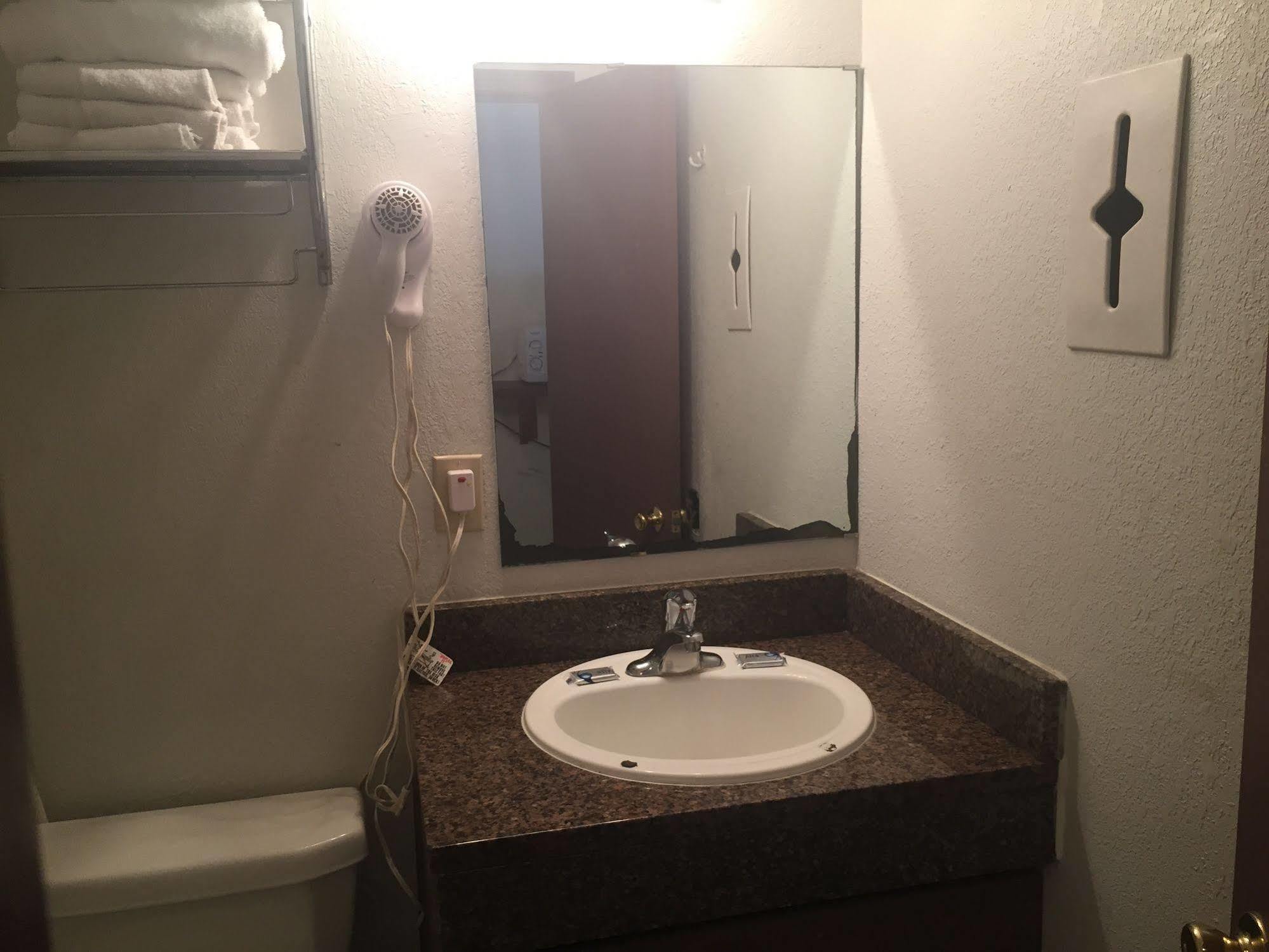 Oyo Hotel Myrtle Beach Kings Hwy 外观 照片